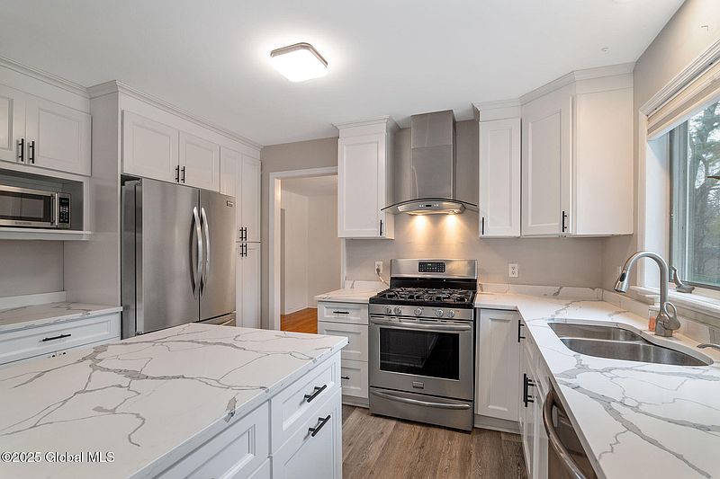 2nd image of 313 Partridgeberry Court