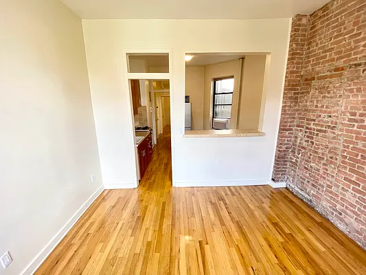 Rented by Highline Residential | media 7