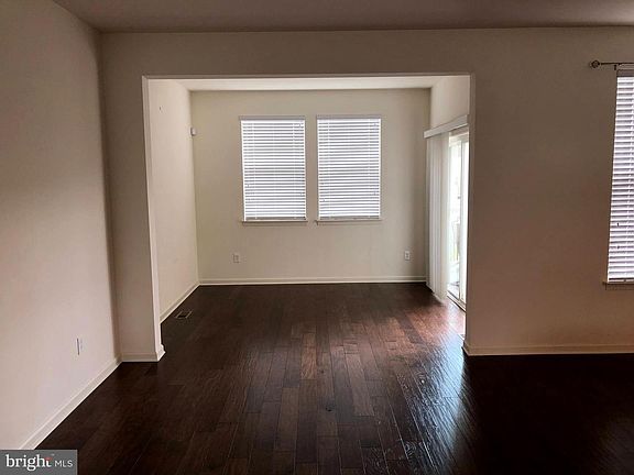 3rd image of 1420 Hudgins Farm Cir