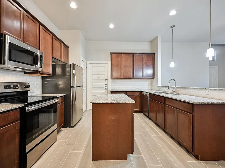 127 Wickersham — Photo 15