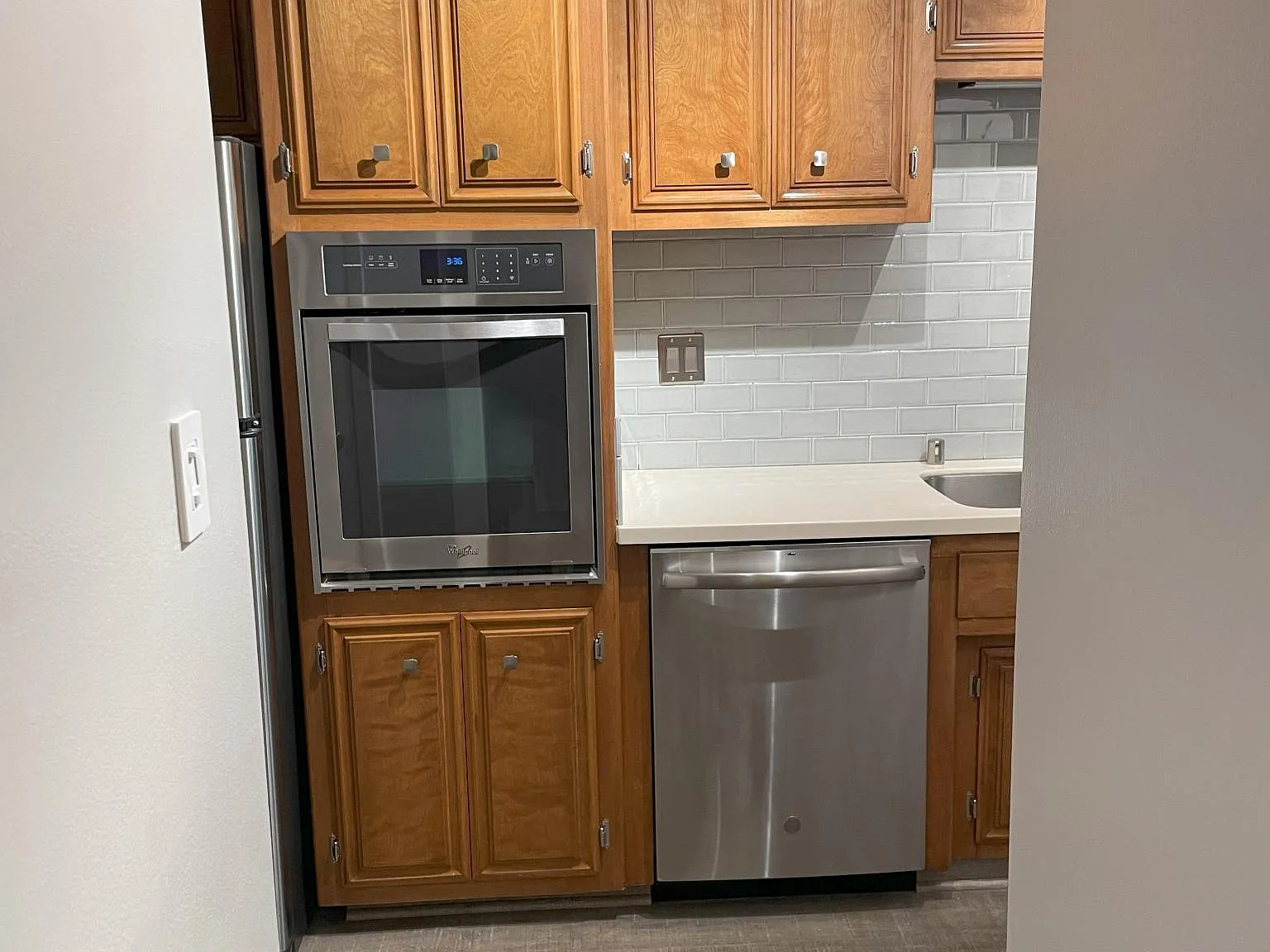 2 bed, 1200 sqft, $4,125 — Photo 3