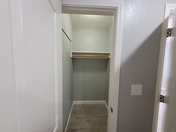 3rd image of 737 Smalley Ave