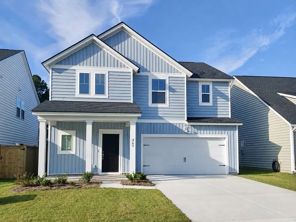 263 Woodland Oak Way