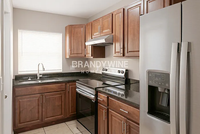 4301 W Bay Ave — Photo 6