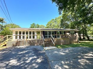 204 Viking Dr, Calhoun, GA 30701