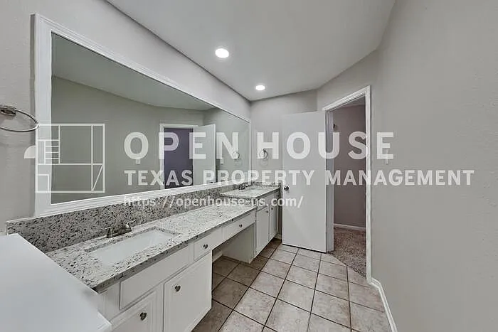 17423 Saxon Dr — Photo 12