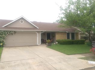 8028 Pebblebrook Dr, Watauga, TX 76148