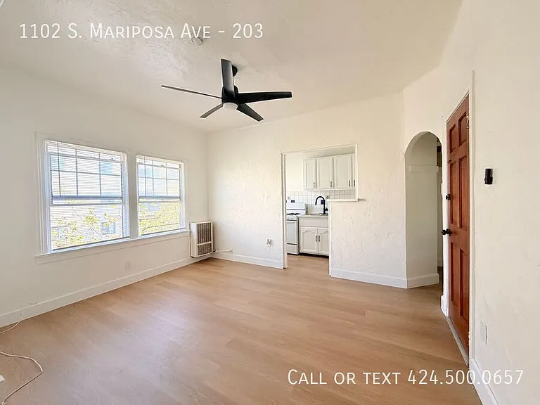 1102 S Mariposa Ave #203 — Photo 2
