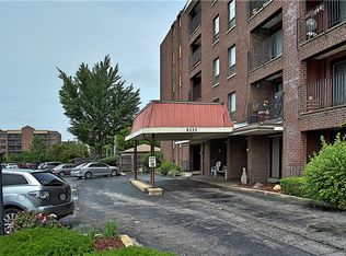 6330 Lincoln Ave UNIT 1G, Morton Grove, IL 60053