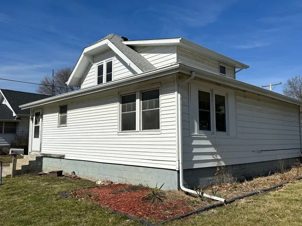 605 W Jefferson St, Clinton, IL 61727