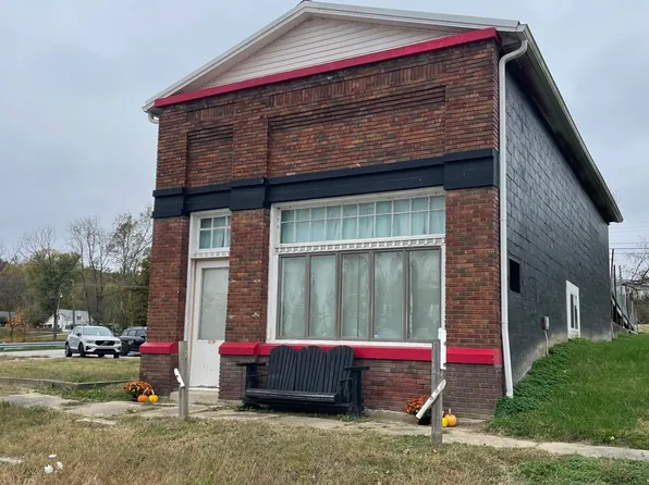 5732 Wall St, Freedom, IN 47431