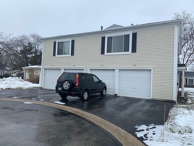 1st image of 1115 Cove Dr #208-C
