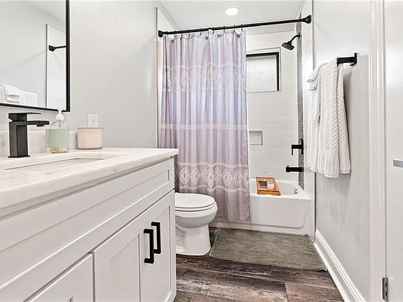 5th image of 268 Dunleith Dr