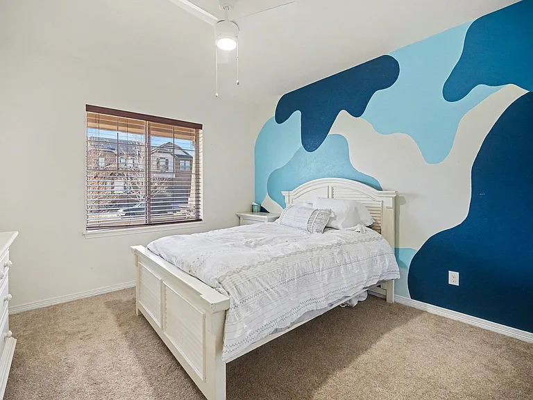 470 Grenville Cir — Photo 13