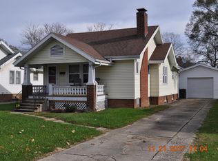1411 Robinson St, Danville, IL 61832
