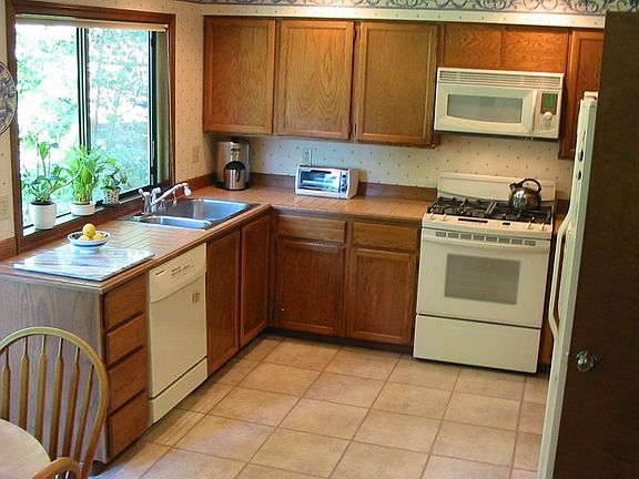 Kitchen area