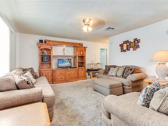 2nd image of 2240 Tierra Alegre Way