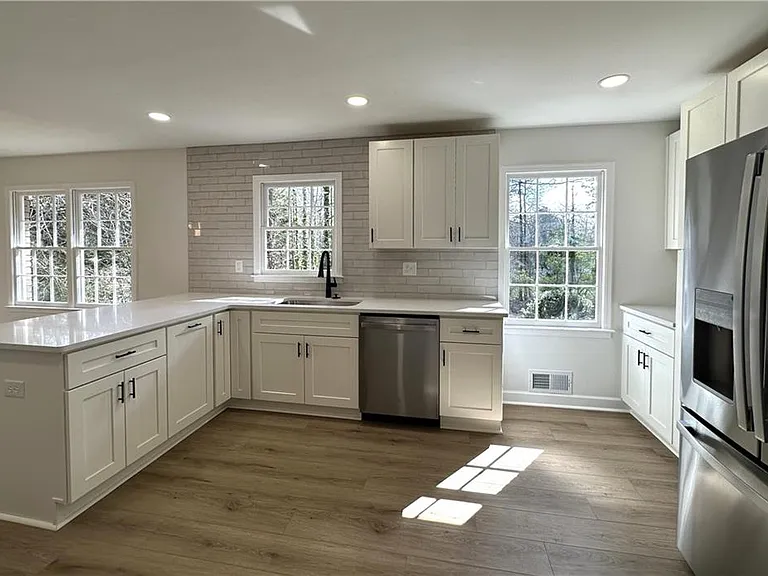 2972 Pathview Ln — Photo 8