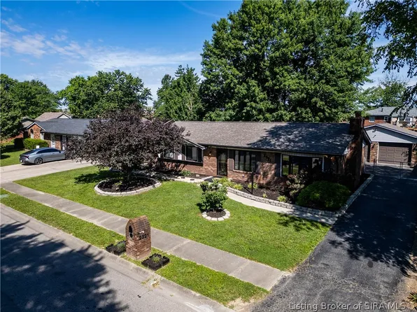 2321 Bishop Road, Jeffersonville, IN 47130