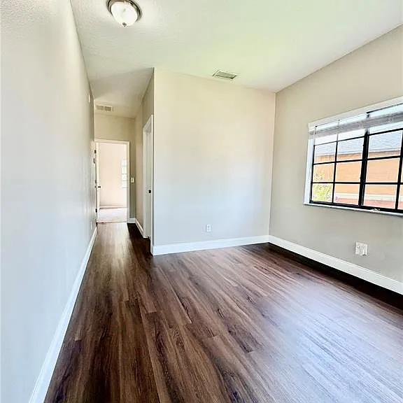 1050 Blackwater Dr — Photo 29