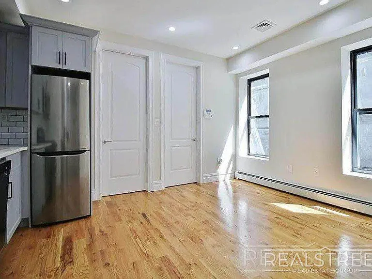 1576 Lincoln Pl #1A — Photo 3