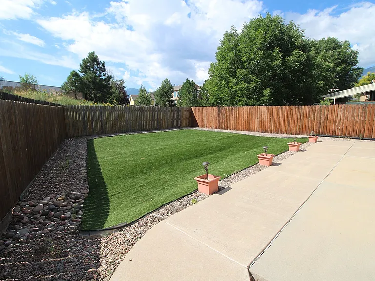 1175 Hill Mesa Ct — Photo 33