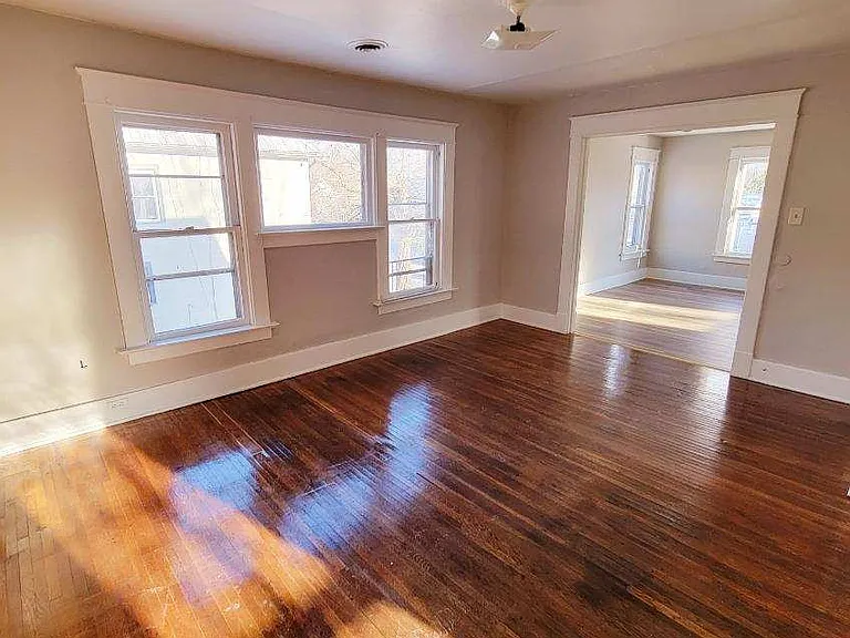 424 Poplar St #2 — Photo 4