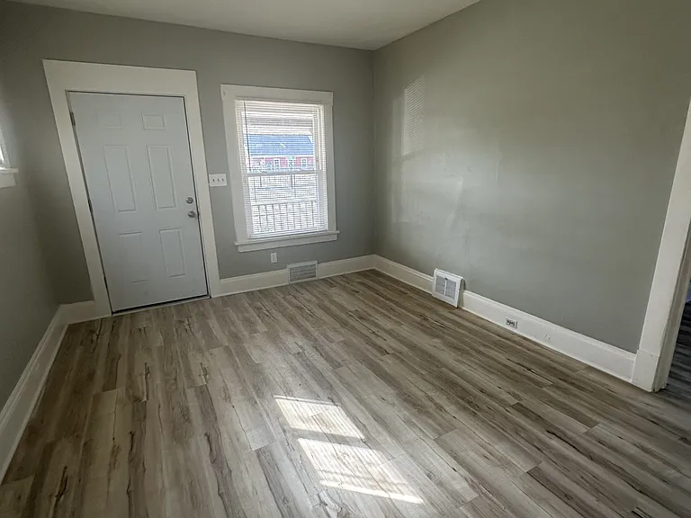 4301 W 41st St — Photo 11