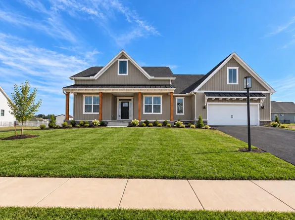 73 Eagle Ln #4, Hanover, PA 17331