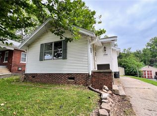 1084 E Johns Ave, Decatur, IL 62521