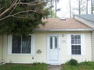 122 Greendale Rd, Virginia Beach, VA 23452