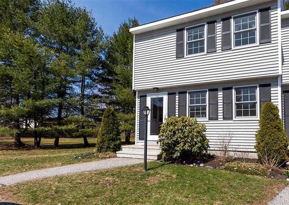 1st image of 208 Foxcroft Circle #208