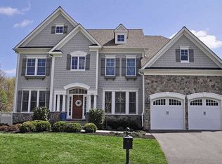 9509 Francis Young Ln, Vienna, VA 22182