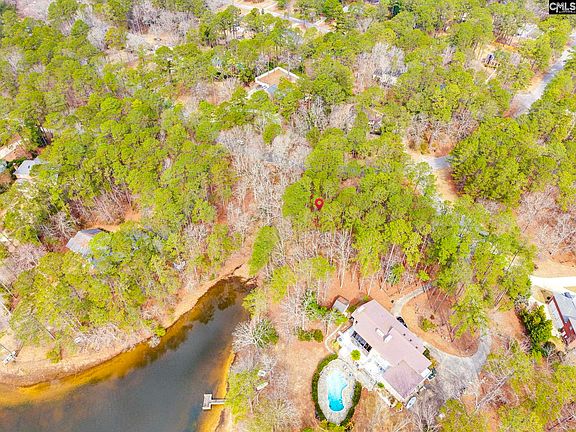 2nd image of 156 Runneymede Dr