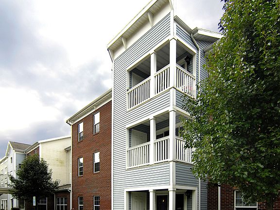 3rd image of 6 5th St #309