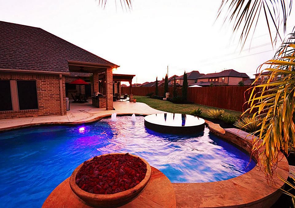 1st image of 26919 Wolfs Hill Ln
