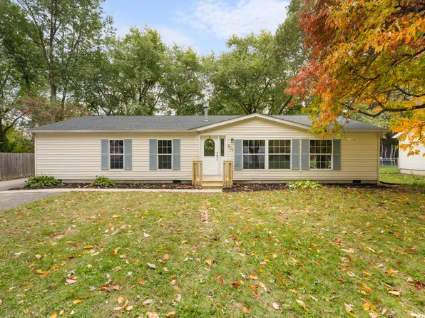 855 Portage Ave, Porter, IN 46304