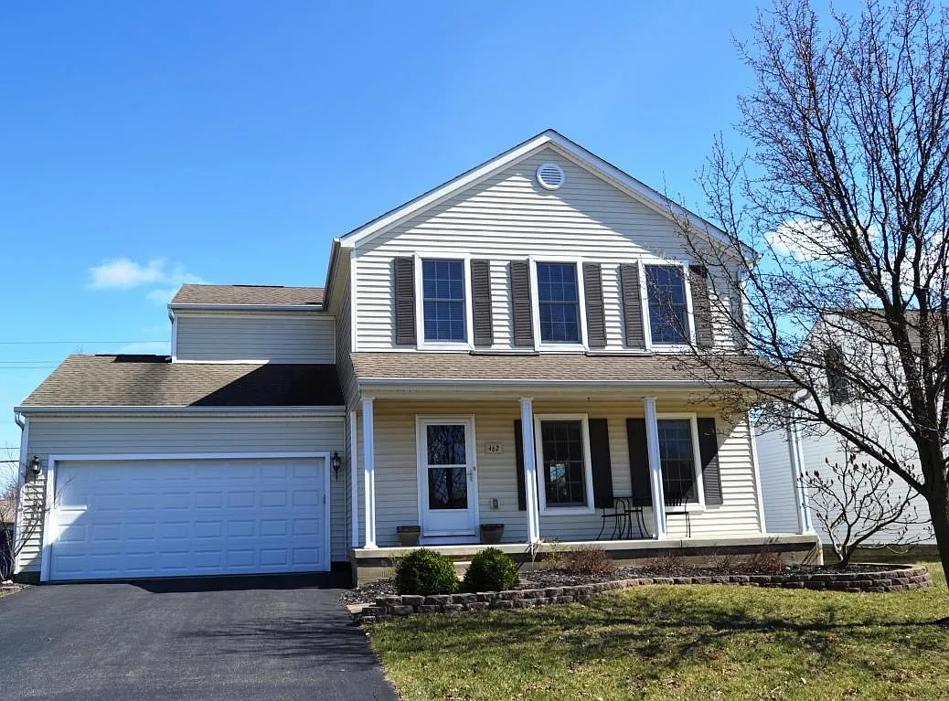462 Wheatfield Dr photo 1