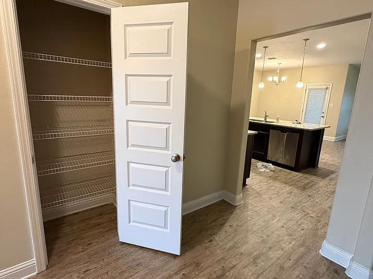 109 Clear Springs Cir — Photo 12