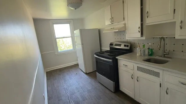 2 bed, 750 sqft, $1,100 — Photo 4