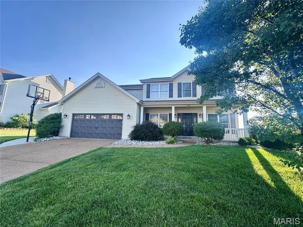 1001 Summersweet Dr, Saint Peters, MO 63376
