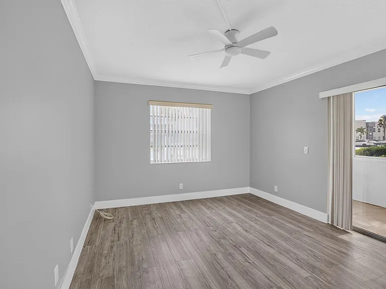 68 Normandy Ln #B — Photo 14