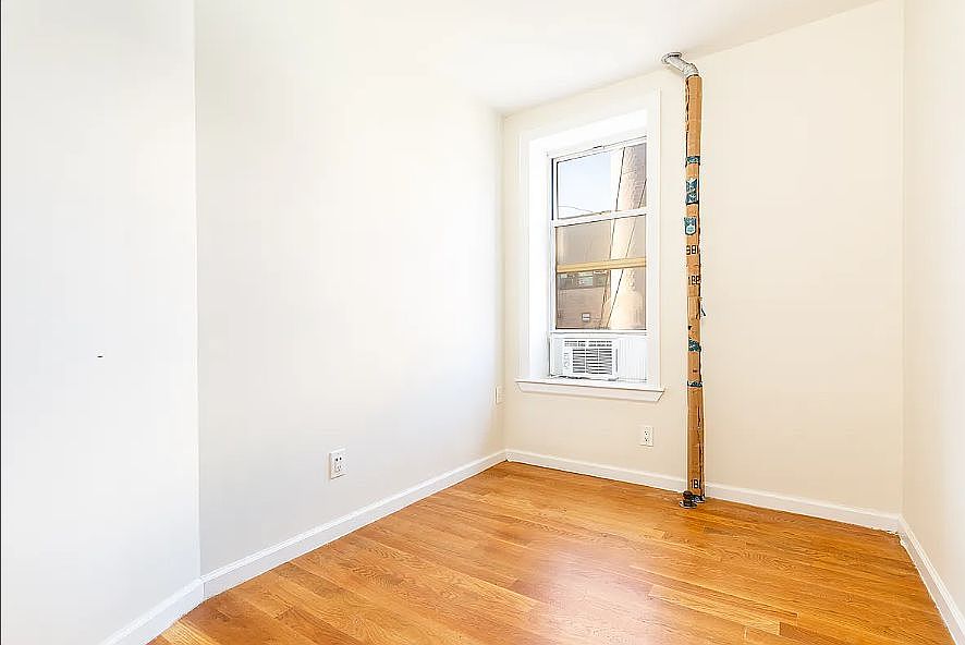 1st image of 62-64 Forsyth St #13
