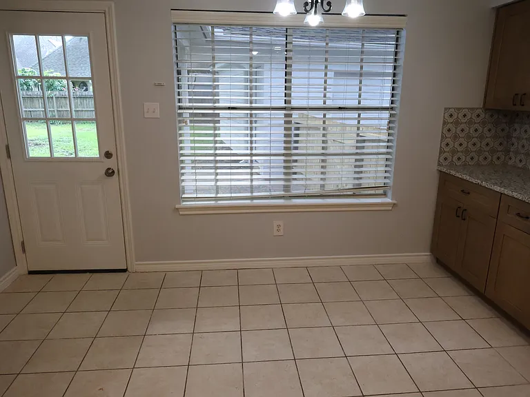 Breakfast nook for your table and chairs.