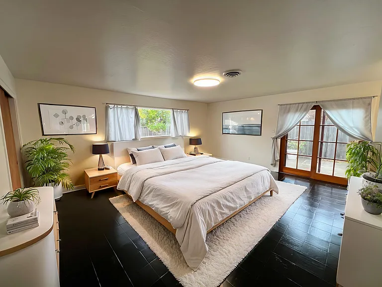 204 Haight Ave — Photo 5
