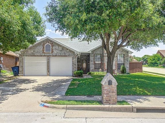2nd image of 6832 Mountain Cedar Ln