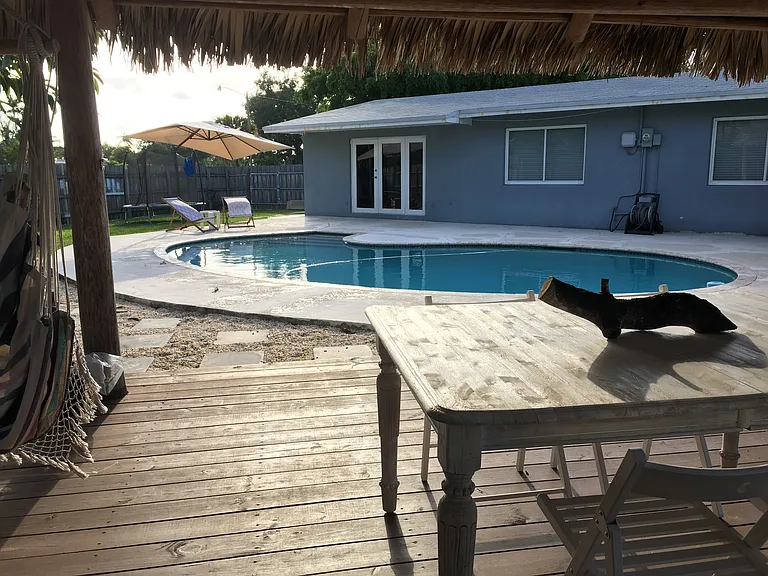 8740 SW 20th Ter — Photo 5