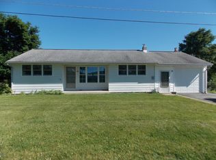 10 E Slate Hill Rd, Carlisle, PA 17013