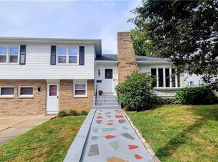 100 Walnut St, Johnston, RI 02919