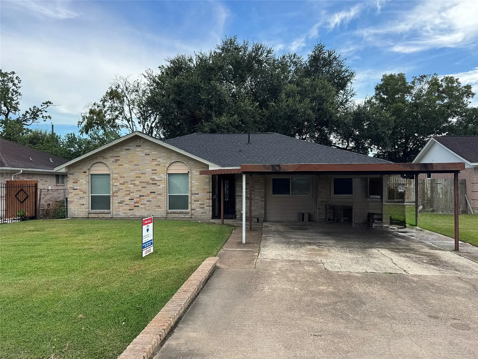 4 bed, 2.0 bath, 1738 sqft, $1,950 — Photo 1